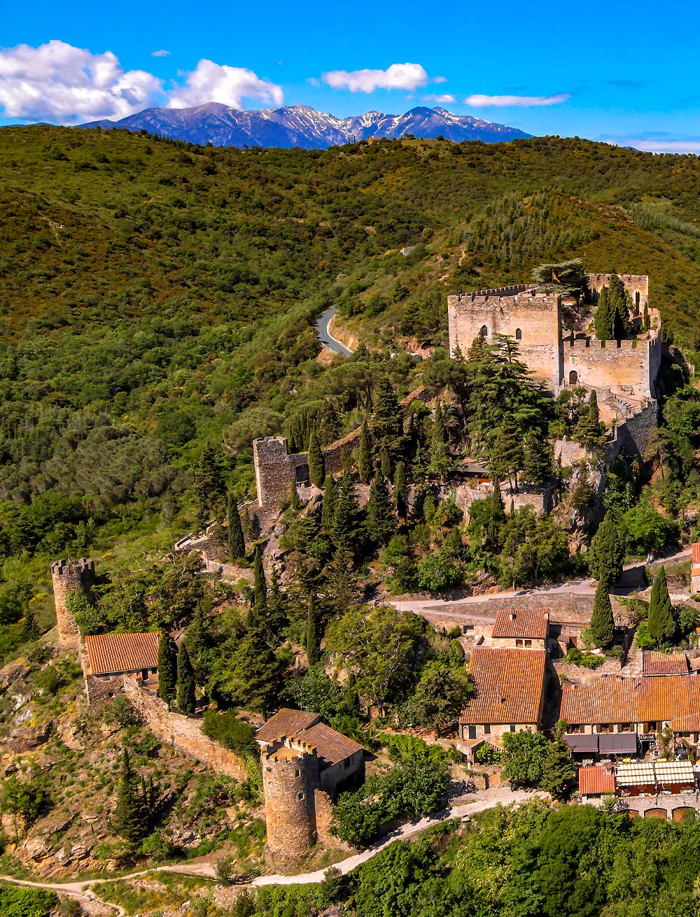 Castelnou Nai'a Village