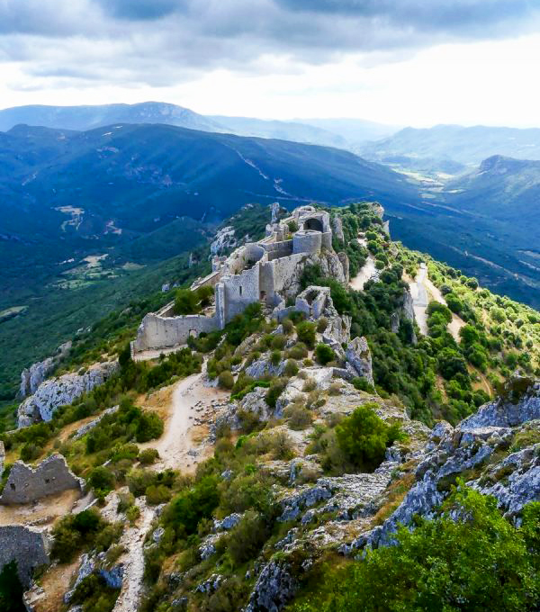 Châteaux cathares et des gorges du verdouble Nai'a Village
